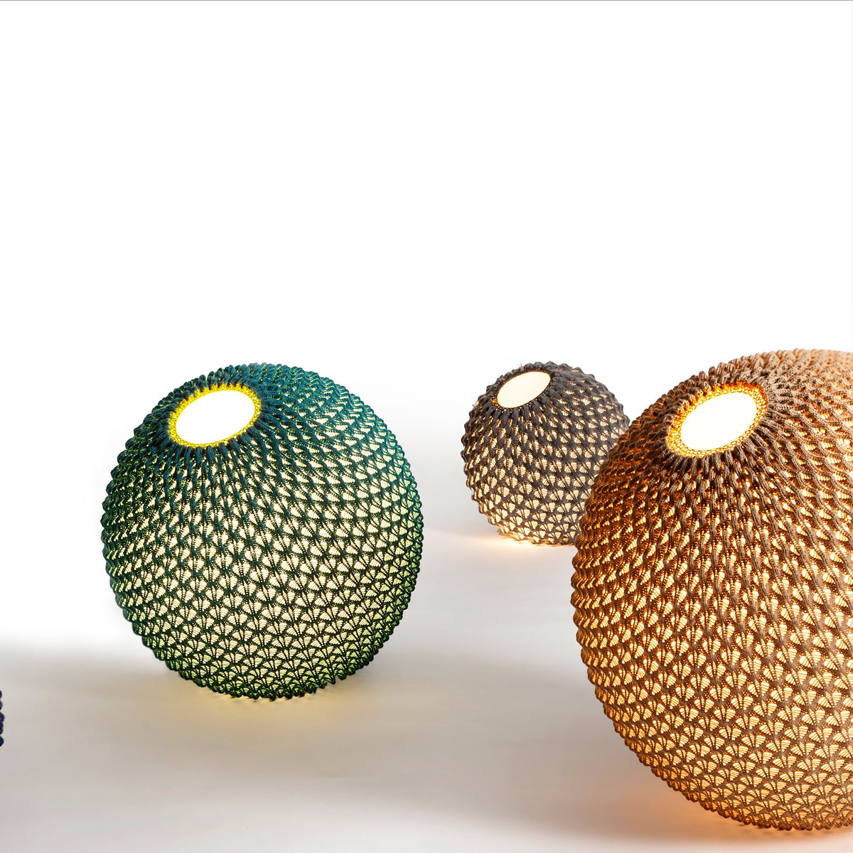Knitted Free 12 Floor Lamp – Uplight Group