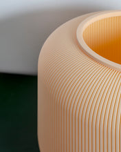 Load image into Gallery viewer, O&#39;R Table Lamp